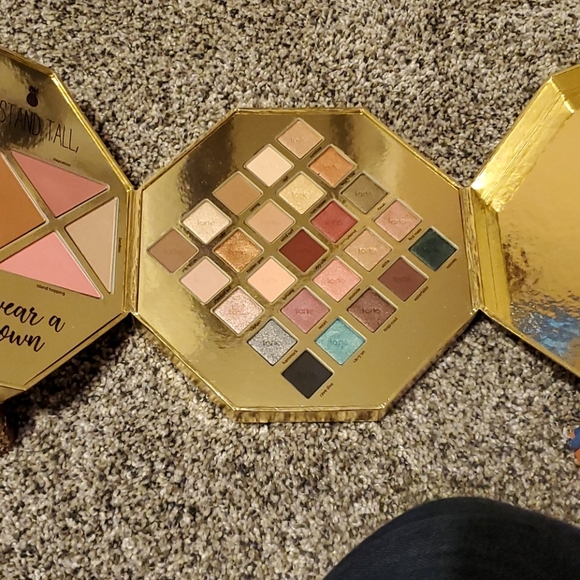For collectors:tarte holiday releases - Picture 2 of 3